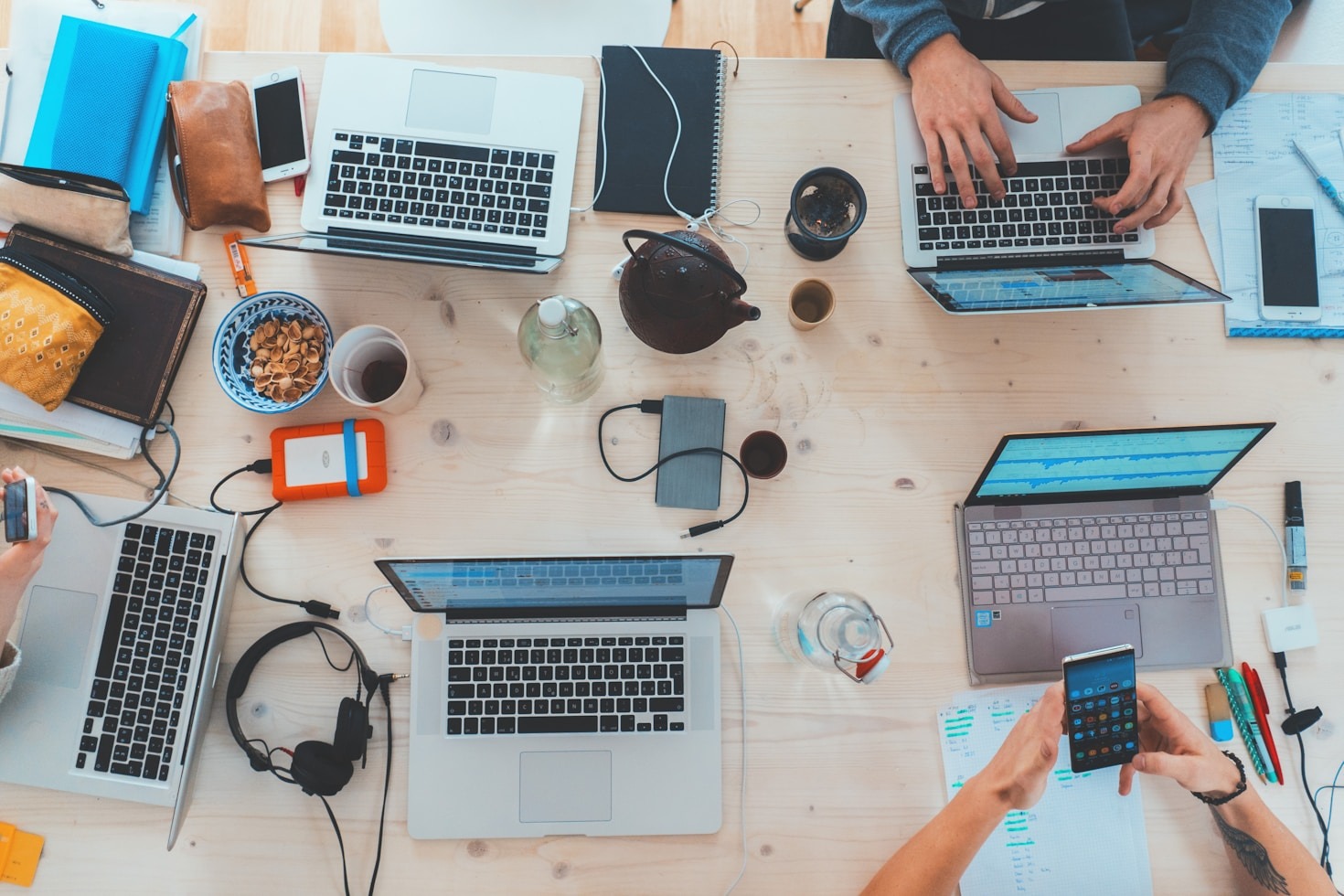 10 Must-Have Tools for Growing Online Businesses